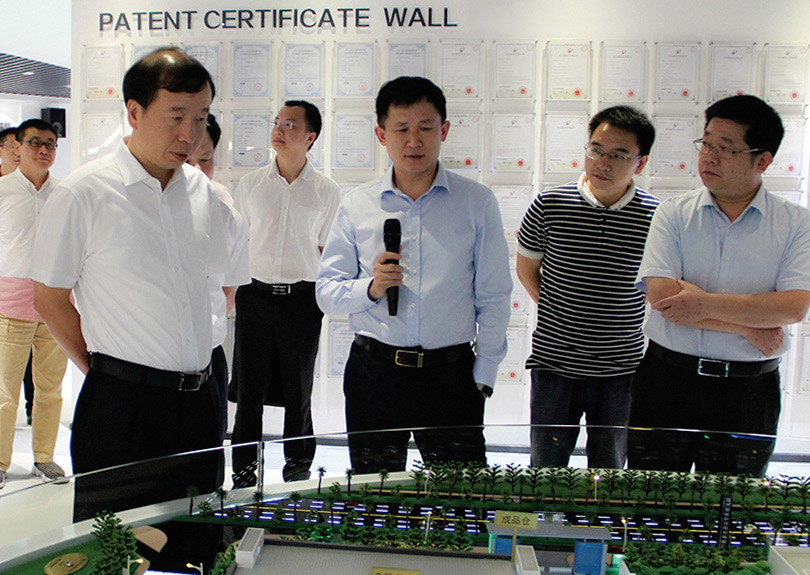 向导来访：：2018.9东莞市市长肖亚非优发国际调研